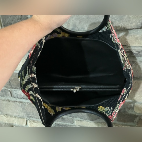 Floral Vintage Embroidered JR Women's Bag with Black Handle - Picture 4 of 7